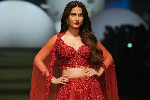 নারীবাদের আসল অর্থ হারিয়ে ফেলছে সমাজ নারীবাদের আসল অর্থ হারিয়ে ফেলছে সমাজ