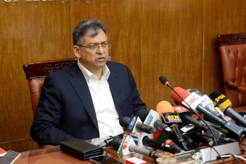 নতুন দায়িত্ব পেলেন স্বরাষ্ট্রমন্ত্রী