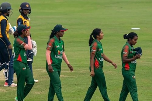 ব্যাটিং বিপর্যয়ে লজ্জার হার বাংলাদেশের মেয়েদের